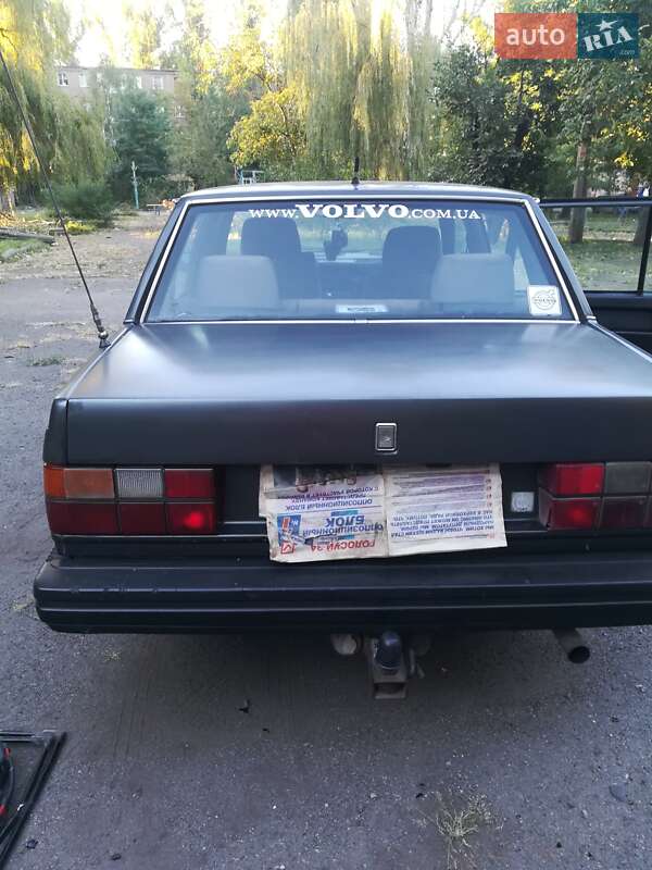 Седан Volvo 740 1988 в Кривому Розі