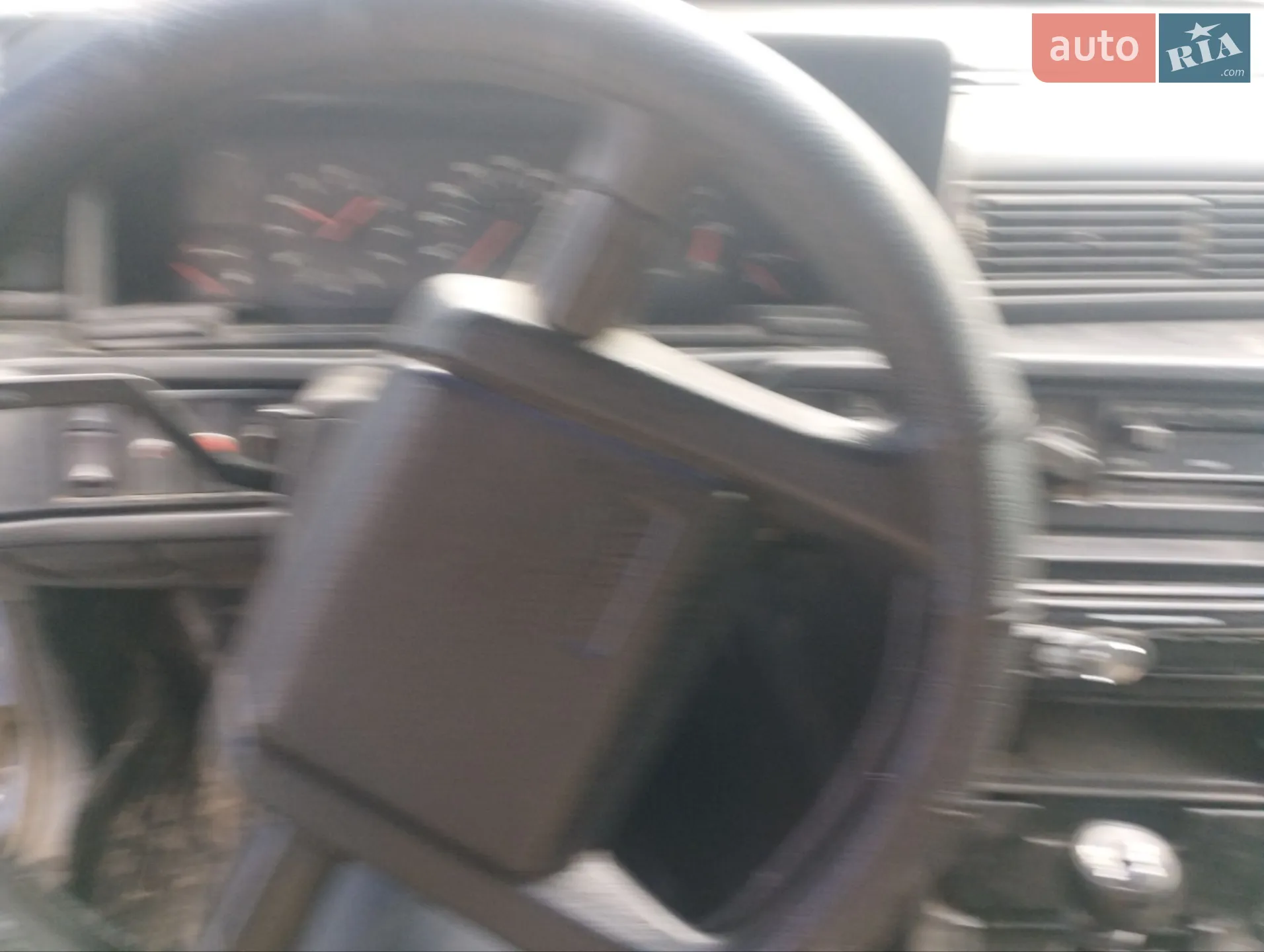 1984 Volvo 740 - мініатюра 5