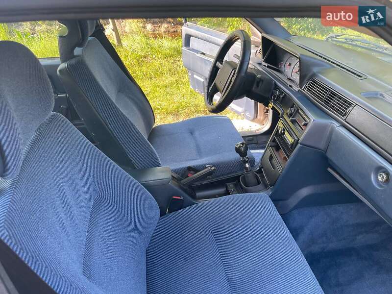 Седан Volvo 740 1988 в Камне-Каширском