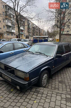 Седан Volvo 740 1988 в Львове