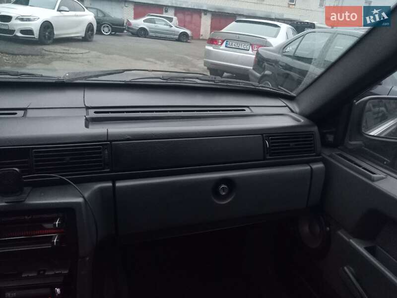 Седан Volvo 740 1989 в Києві