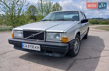 Седан Volvo 740 1984 в 