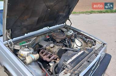 Седан Volvo 740 1984 в 