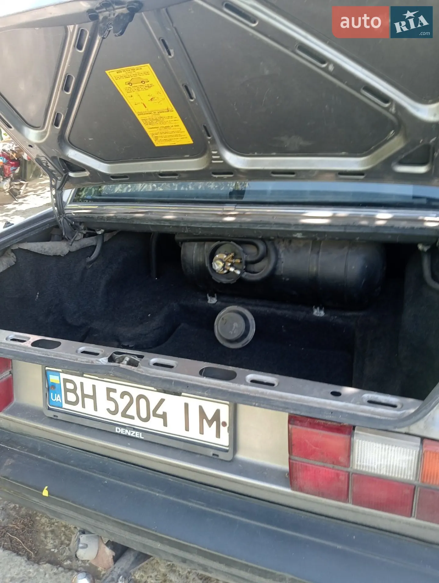 1986 Volvo 740 - мініатюра 9