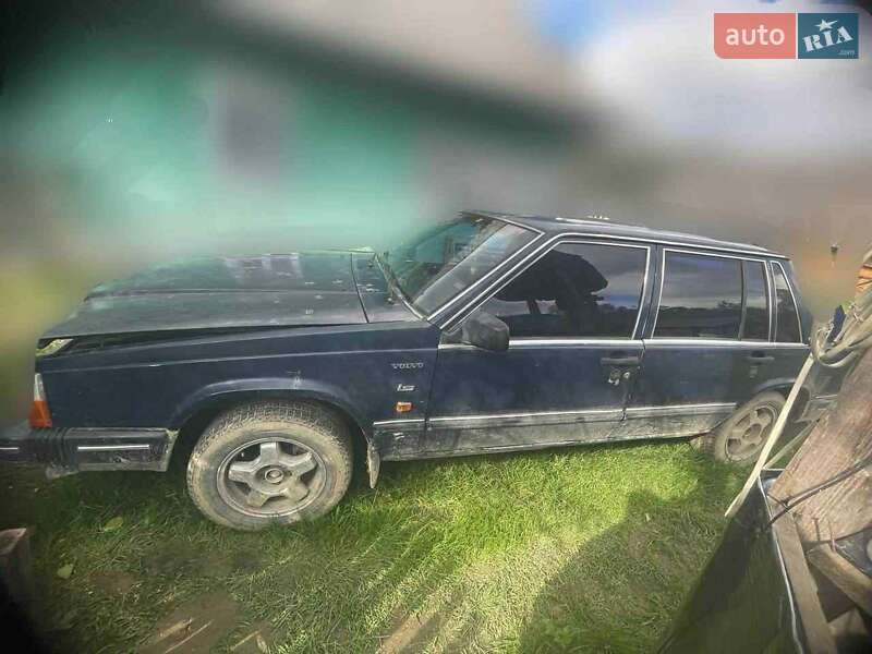 Седан Volvo 740 1989 в Турці