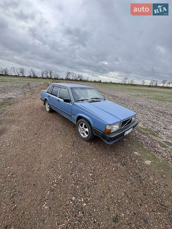 Седан Volvo 740 1989 в Южному фото 2 Седан Volvo 740 1989 в Южному