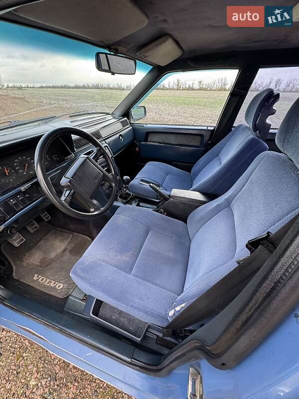 Седан Volvo 740 1989 в Южному фото 7 Седан Volvo 740 1989 в Южному