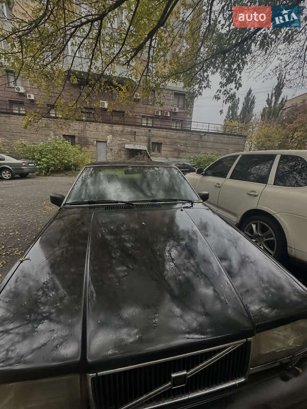 Седан Volvo 740 1986 в Києві