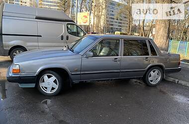 Седан Volvo 760 1988 в Львове