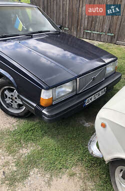 Седан Volvo 760 1984 в 