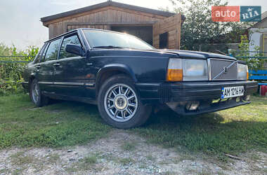 Седан Volvo 760 1984 в 