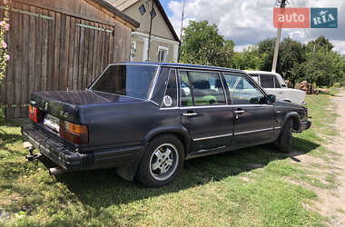 Седан Volvo 760 1984 в 