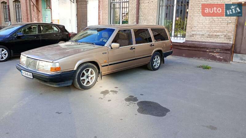 Volvo 760 1989