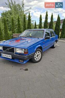 Седан Volvo 760 1986 в Надвірній