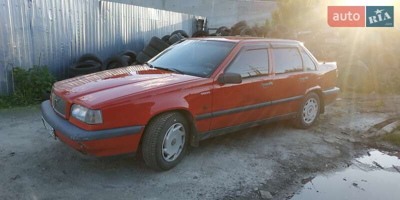 Седан Volvo 850 1996 в Киеве