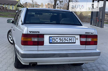 Седан Volvo 850 1992 в Львові