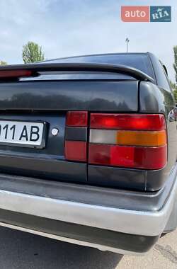 Седан Volvo 850 1992 в 