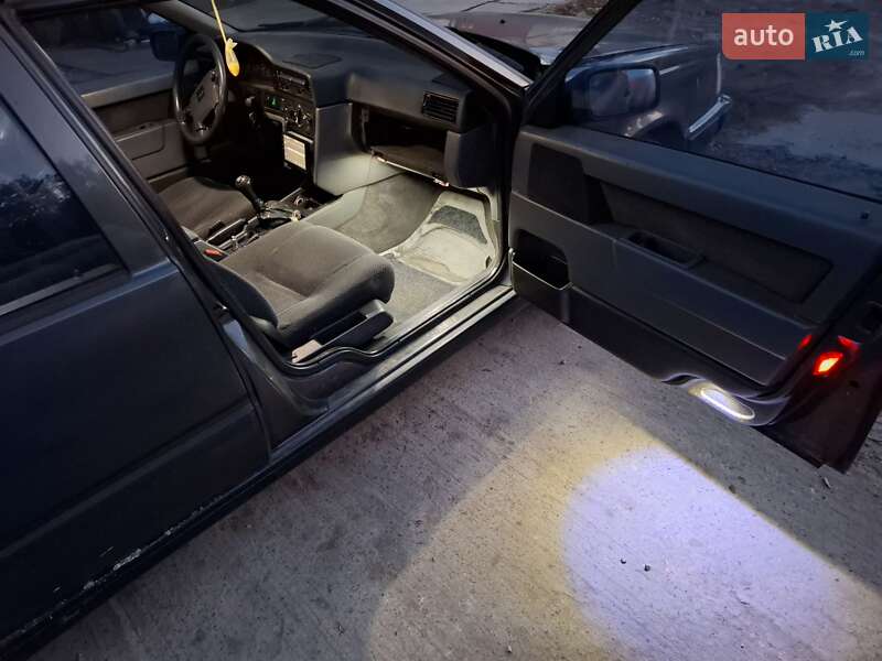 Седан Volvo 850 1993 в Киеве фото 28 Седан Volvo 850 1993 в Киеве