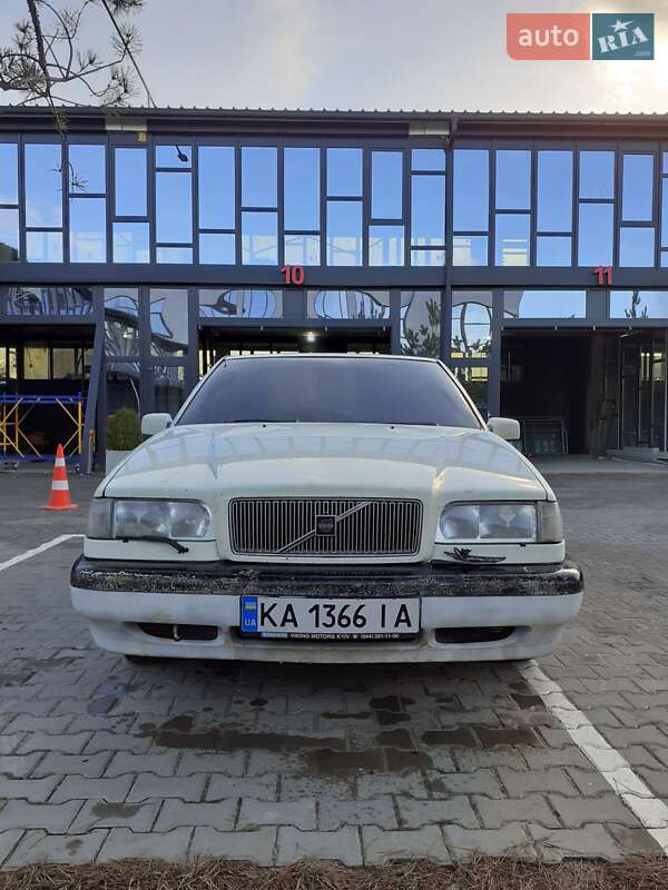 Седан Volvo 850 1993 в Ровно