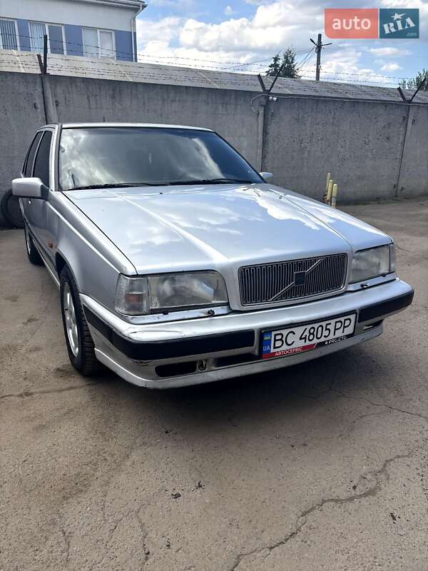 Седан Volvo 850 1992 в 