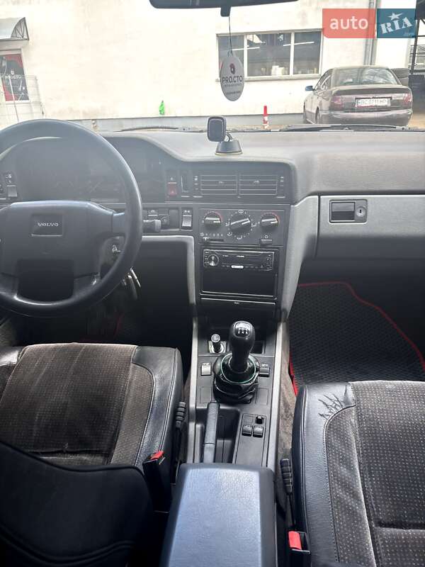 Седан Volvo 850 1992 в Львове