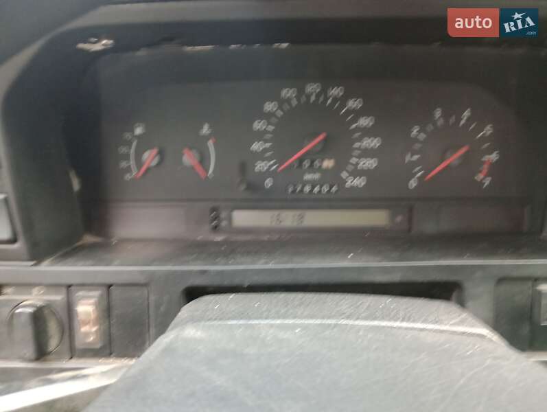 Седан Volvo 850 1993 в Киеве