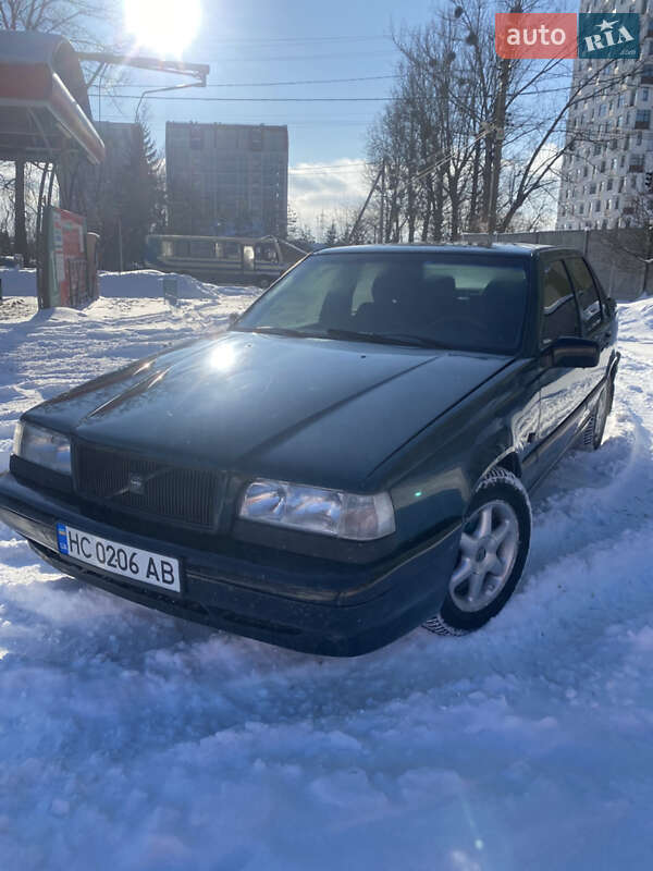 Седан Volvo 850 1994 в Львове
