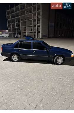 Седан Volvo 940 1995 в 