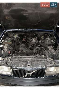 Седан Volvo 940 1995 в 