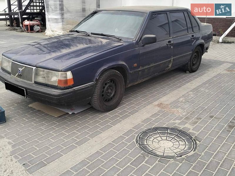 Седан Volvo 940 1992 в Киеве