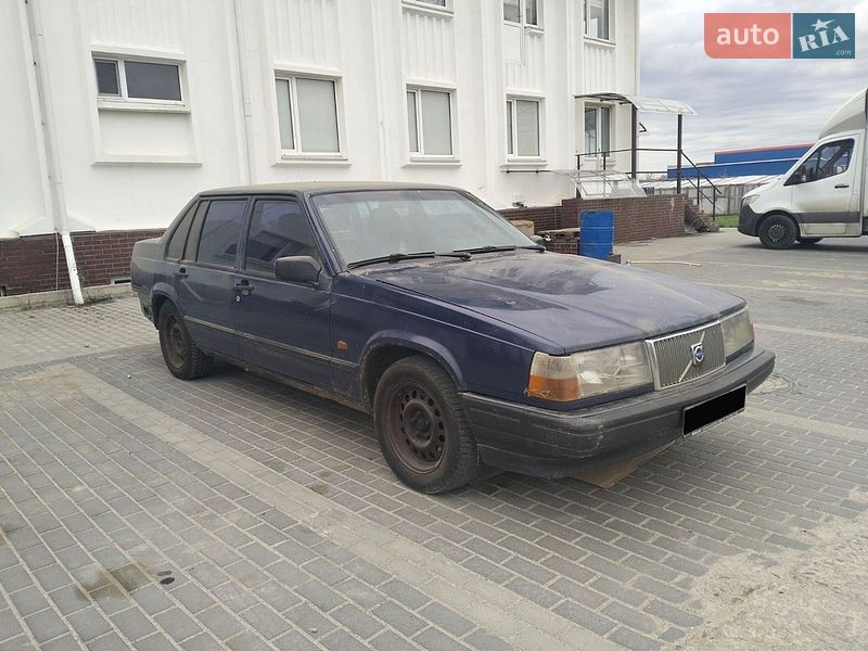 Седан Volvo 940 1992 в Киеве