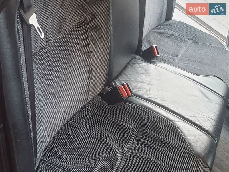 Седан Volvo 940 1995 в Одессе