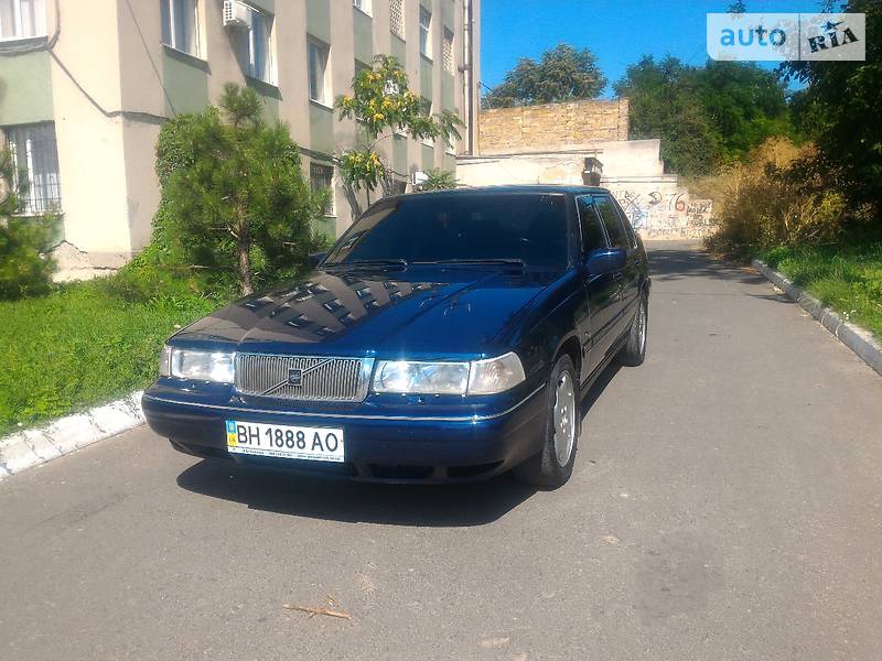 Седан Volvo 960 1995 в Овидиополе