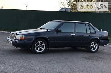 Седан Volvo 960 1994 в 