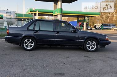 Седан Volvo 960 1994 в 