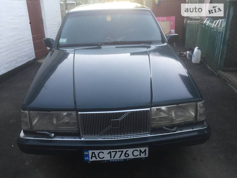 Седан Volvo 960 1992 в Нововолынске