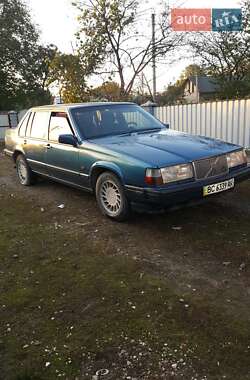 Седан Volvo 960 1991 в Бурштині Седан Volvo 960 1991 в Бурштині