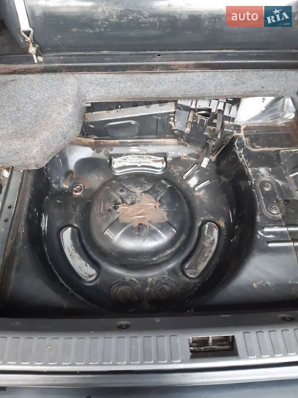 Седан Volvo 960 1991 в Кривом Роге