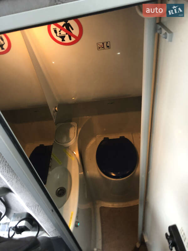 Туристический / Междугородний автобус Volvo 9700 2011 в Черновцах