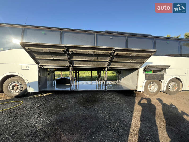 Туристичний / Міжміський автобус Volvo 9700 2012 в Тячеві