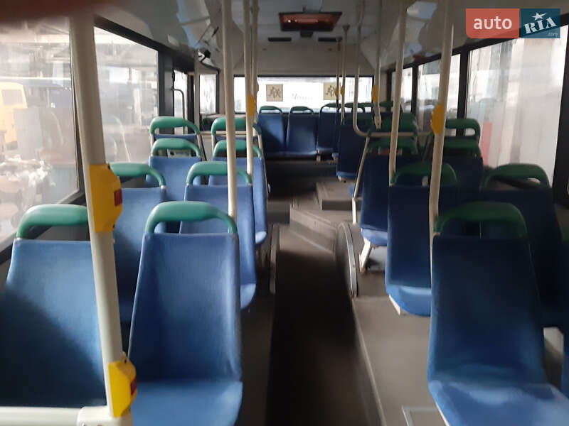 Городской автобус Volvo B10B 1996 в Днепре