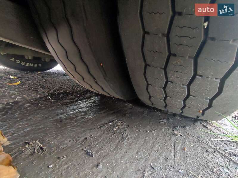 Туристический / Междугородний автобус Volvo B10B 1992 в Полтаве