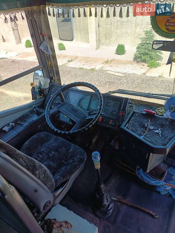 Туристический / Междугородний автобус Volvo B10R 1995 в Харькове