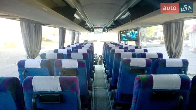 Туристический / Междугородний автобус Volvo B12 2000 в Переяславе