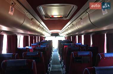 Туристический / Междугородний автобус Volvo B12 2003 в Черновцах