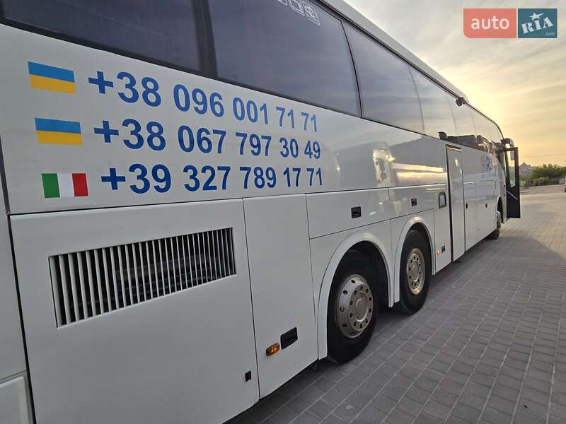 Туристический / Междугородний автобус Volvo B12 2007 в Тернополе