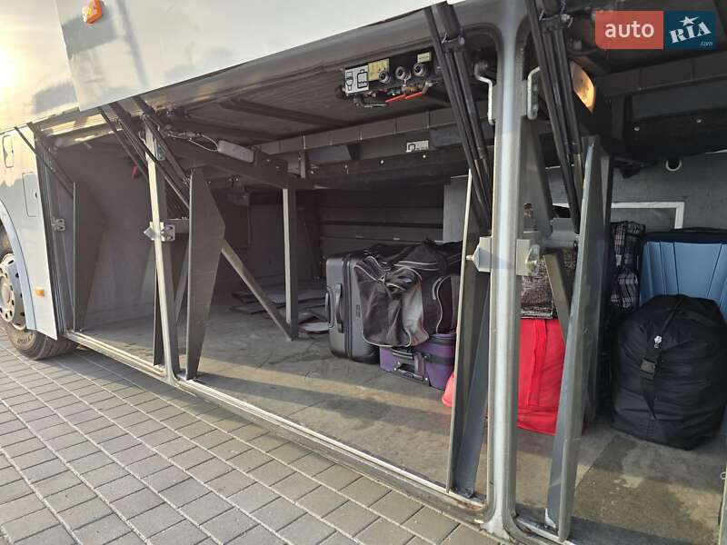 Туристический / Междугородний автобус Volvo B12 2007 в Тернополе