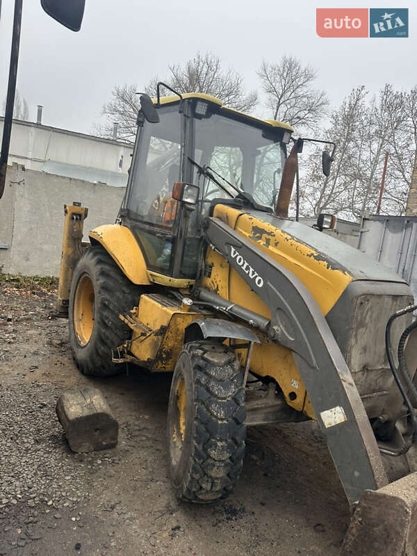 Екскаватор навантажувач Volvo BL 61B 2008 в Одесі