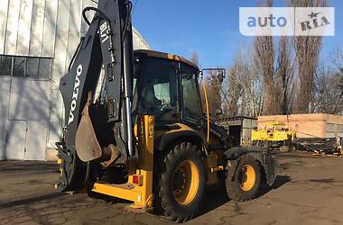 Экскаватор погрузчик Volvo BL 71 2011 в Черняхове