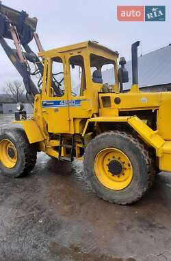 Екскаватор навантажувач Volvo BM 4300 1990 в Хусті